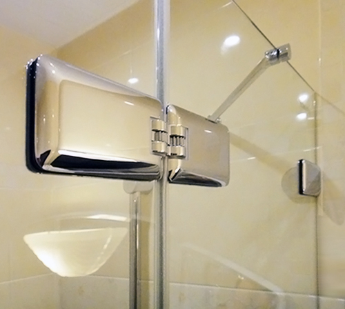 Шторка на ванну GuteWetter Trend Pearl GV-862A правая 110 см стекло бесцветное, фурнитура хром