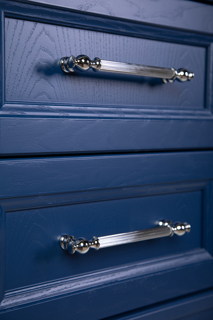Шкаф-пенал ValenHouse Эстетика R, витрина, синий, ручки хром